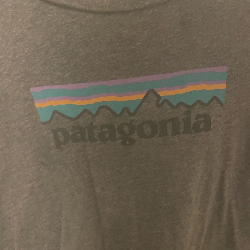 ‘Patagonia’ Short Sleeve Shirt - Picture 2 of 4